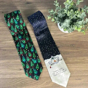 Men’s Christmas Ties Set of 2!